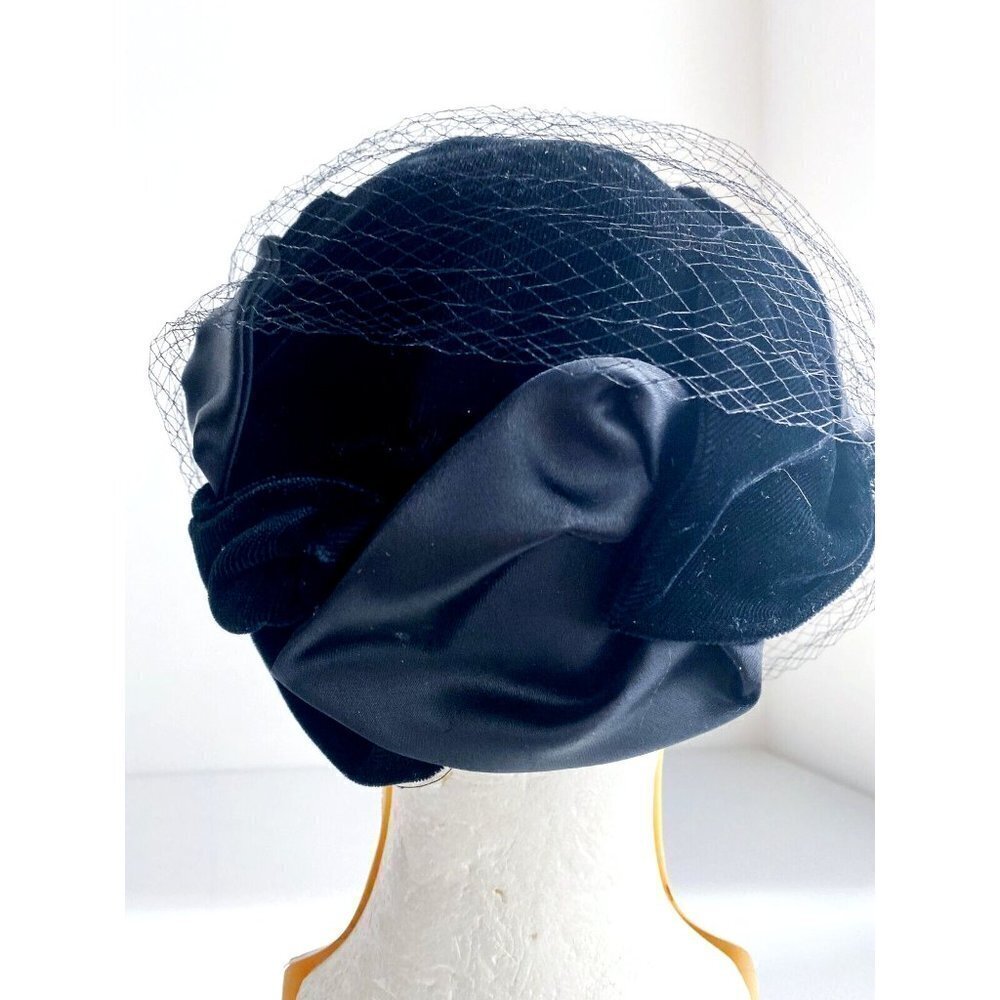 Vintage Velvet Satin  Black Pillbox gat with Mesh Overlay S - Picture 6 of 13